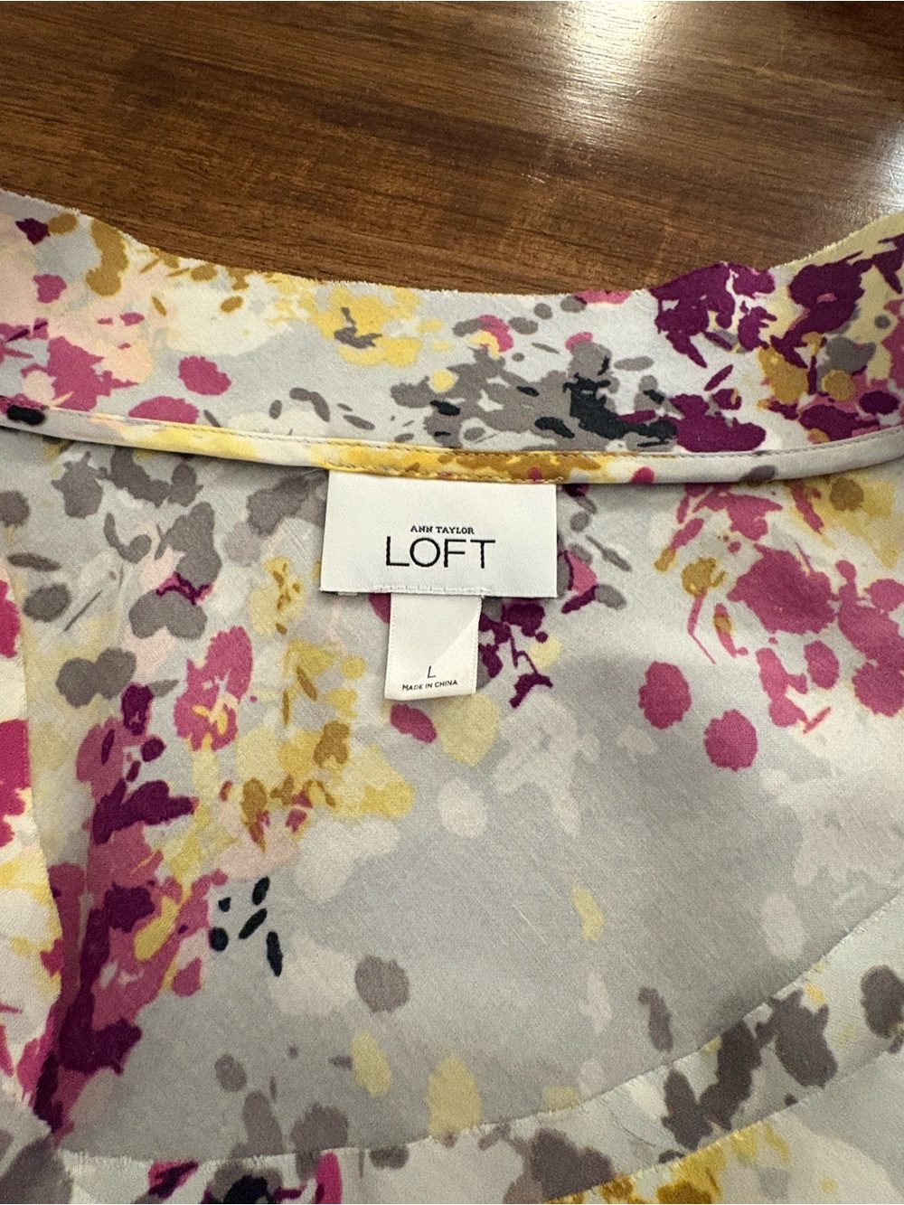 Lot of 3 Ann Taylor LOFT Sleeveless Blouses - Picture 3 of 7